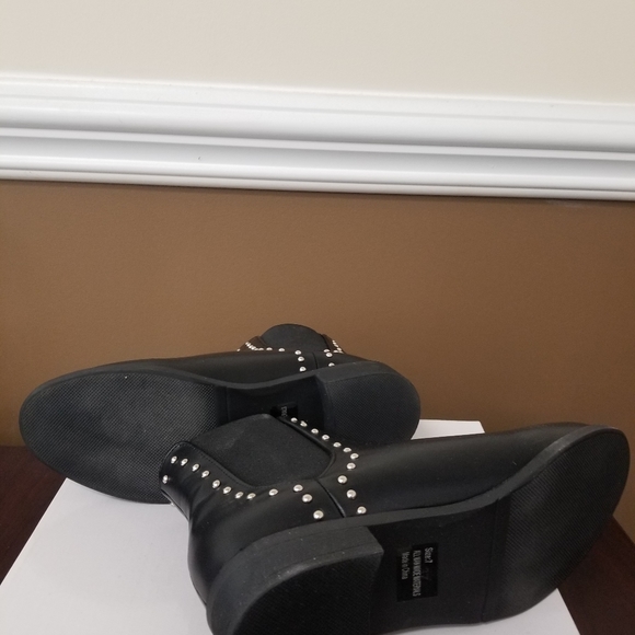 OLIVIA MILLER Black Ankle Boot sz7 - Picture 3 of 6